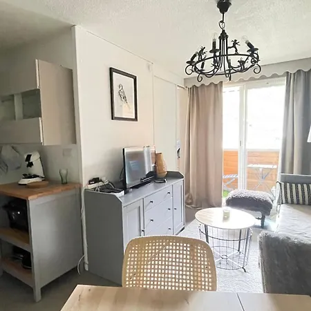 35 M2 4p Proche Des Pistes De La Foux D Avec Piscine Chauffee Saison Ete Et Wifi *