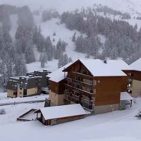 35 M2 4p Proche Des Pistes De La Foux D Avec Piscine Chauffee Saison Ete Et Wifi Apartment